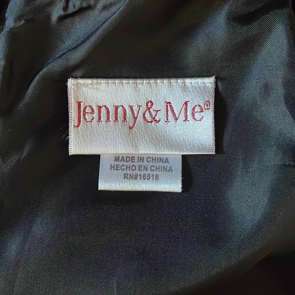 Black Dress with Flower & Ruffle Details Size 8 Worn 1x - Picture 6 of 7